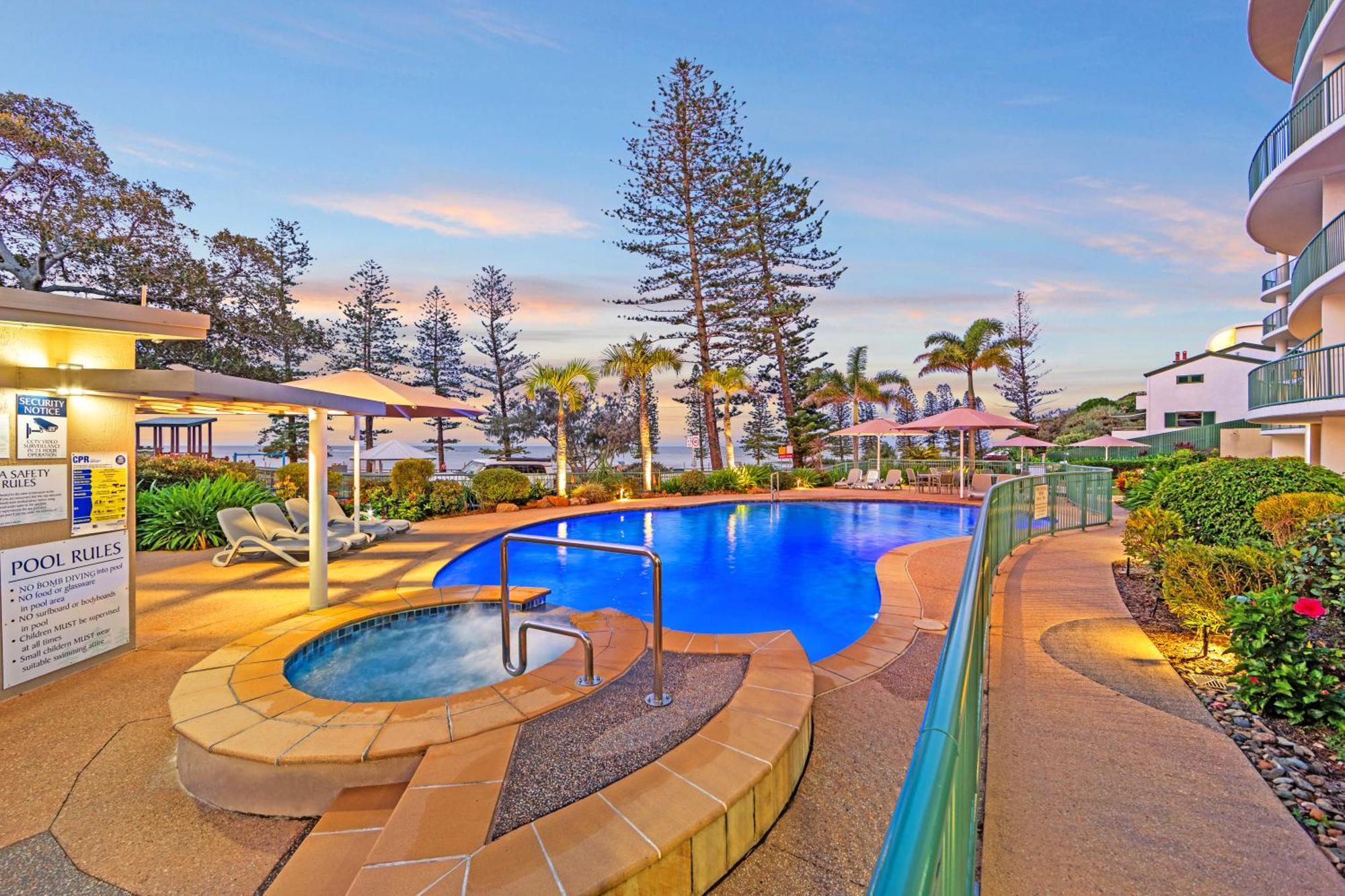 The Norfolks On Moffat Beach Caloundra Exterior foto